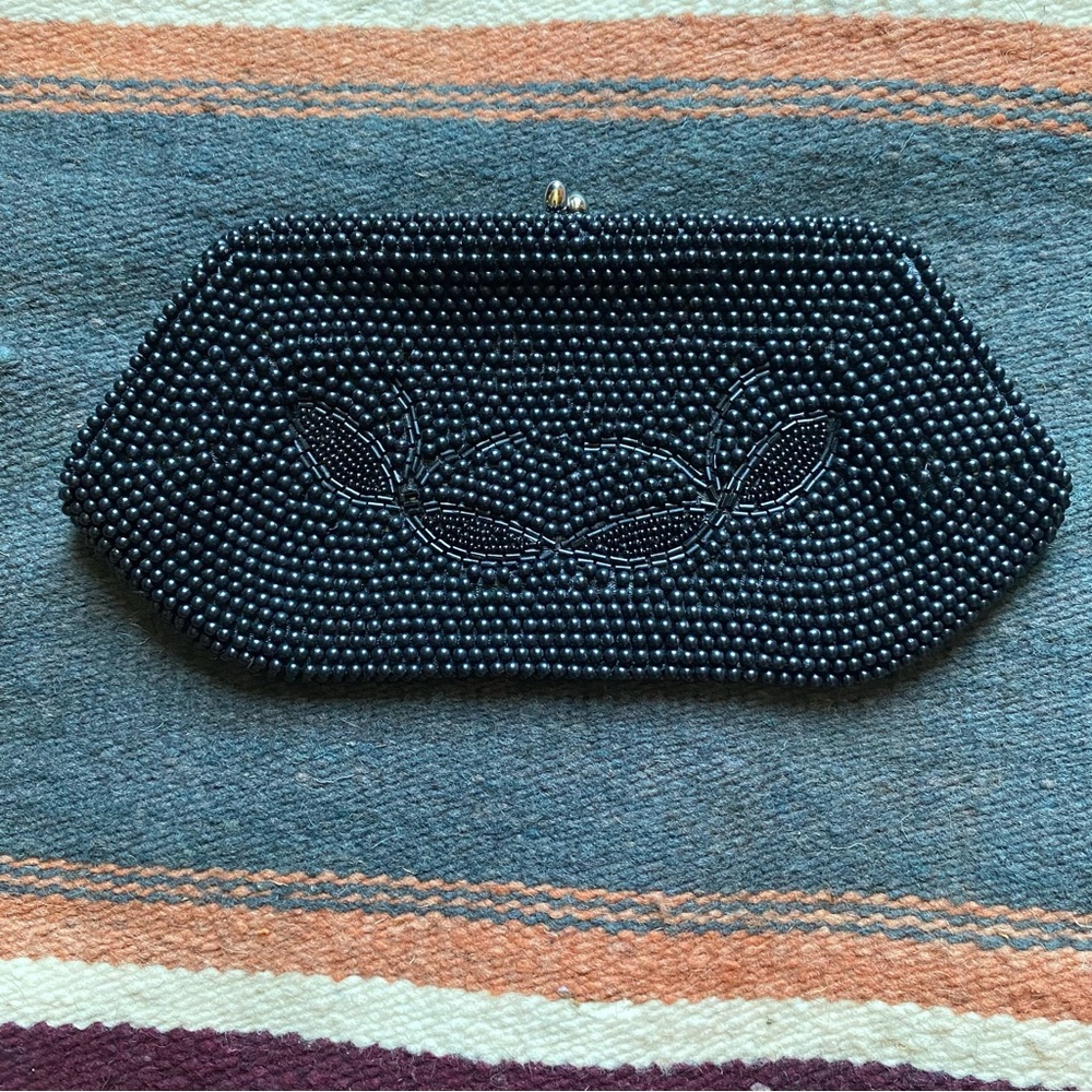 VTG 60’s Black Beaded Clutch Handbag! Snap closure. Excellent condition! 8.5x4